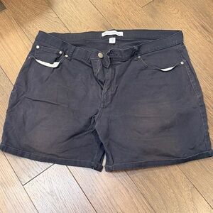 Amazon Essentials Black Shorts Size 38 C11-145